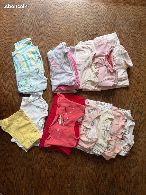 Lot de vêtements fille 12 mois 121 pièces (image 8)
