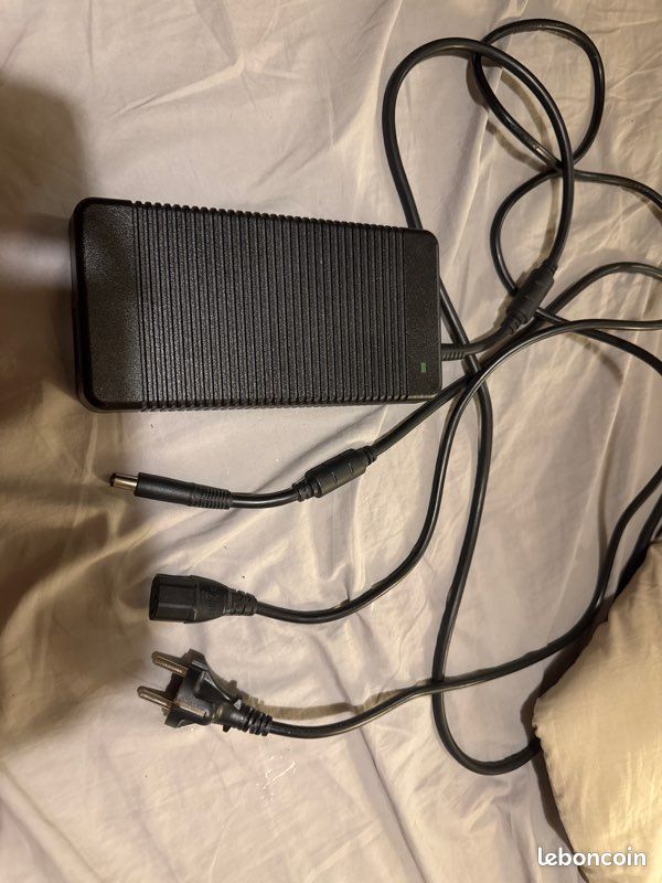 Pc portable dell g15 5530 (image 9)