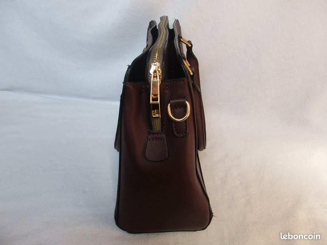 Sac à main de ville, rouge bordeaux et noir en simili cuir (image 4)