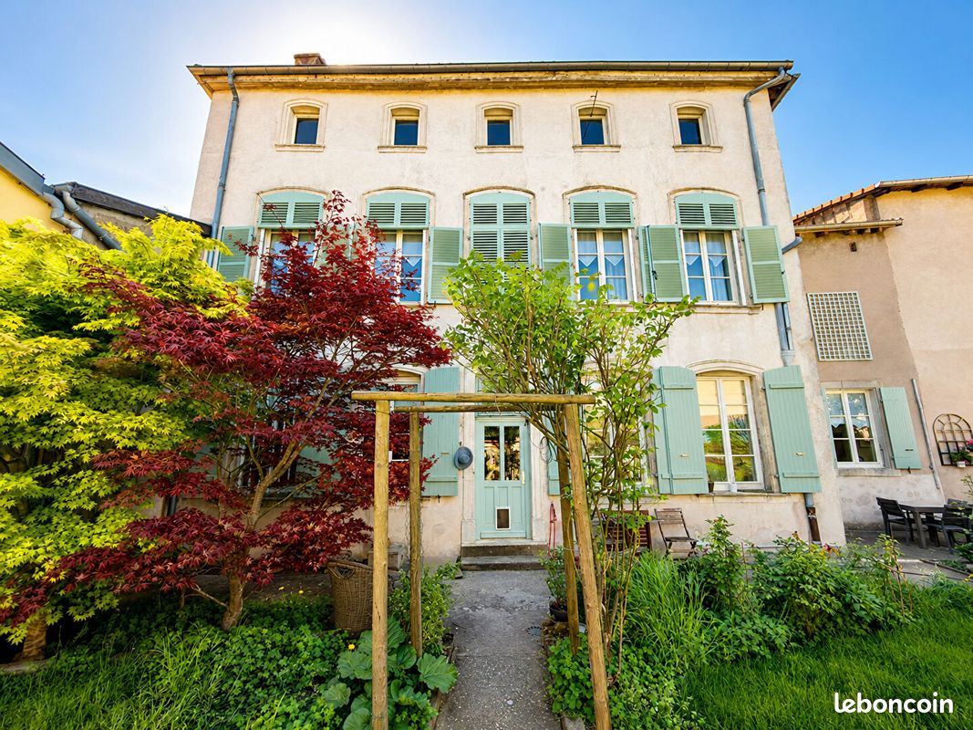 Maison 12 pièces 321 m² · à Nancy · 321 m² · 530 000 €