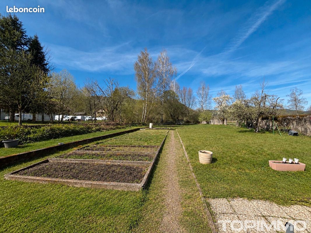 Appartement 3 pièces 65 m² · à Étival-Clairefontaine · 65 m² · 450 €