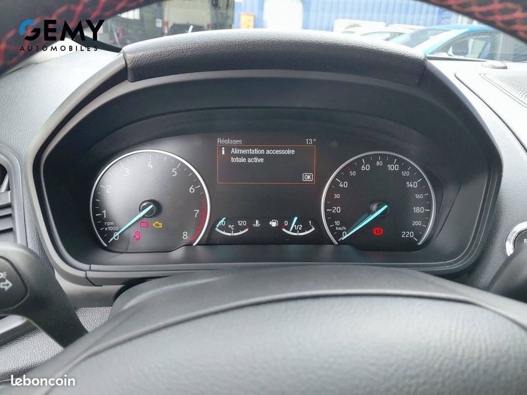 FORD EcoSport 1.0 EcoBoost 125ch S&S BVM6 ST-Line (image 12)