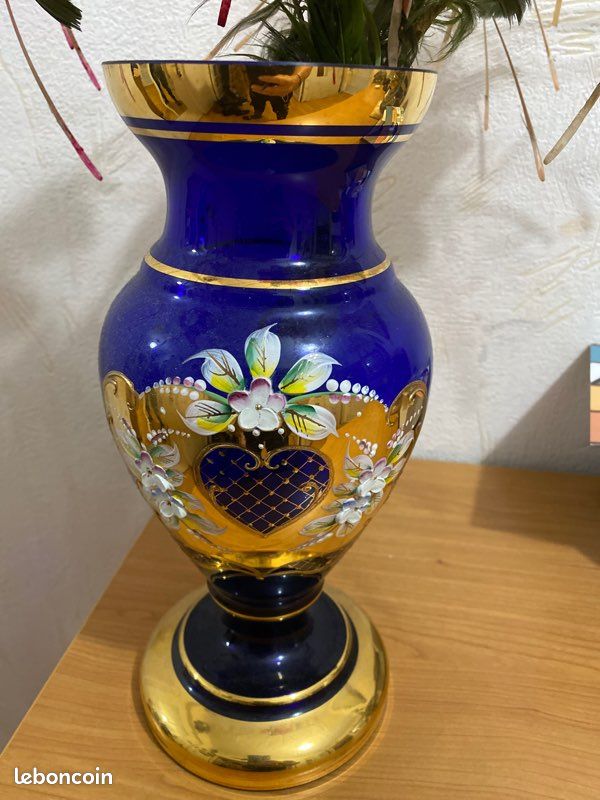Vase Grecque décoré + fleur (image 1)