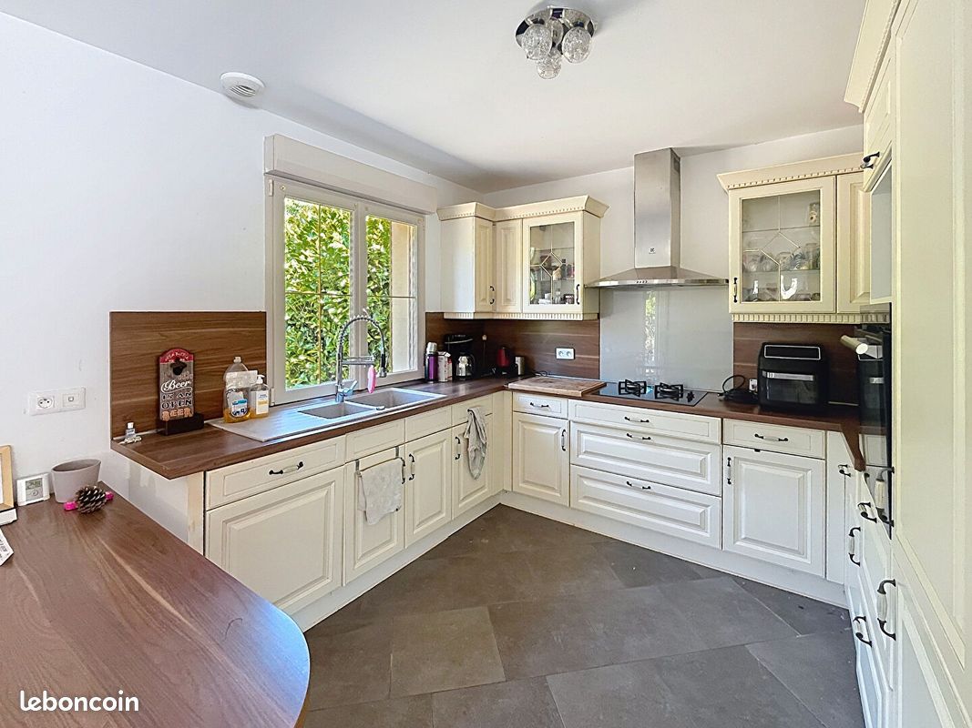 Maison 5 pièces 112 m² · à Argentat-sur-Dordogne · 112 m² · 187 000 €