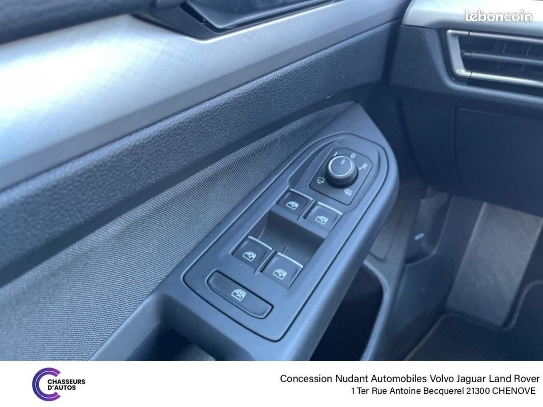 Volkswagen Golf 2.0 TDI SCR 150 DSG7 Life Business Golf 2.0 TDI SCR 150 DSG7 Life Business (image 19)