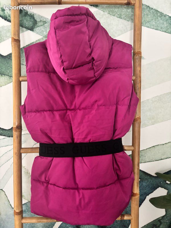 Doudoune sans manches Guess rose fushia S - Vêtements