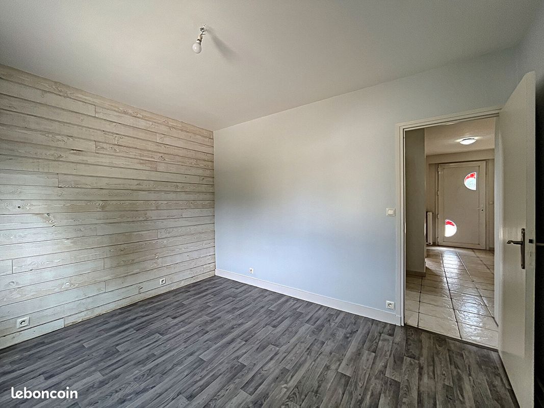 Maison a louer saint-pierre-des-corps - 5 pièce(s) - 103 m2 - Surfyn