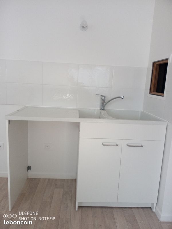 Évier tout neuf robinet Grohe et son sous évier jamais utilisé (image 7)