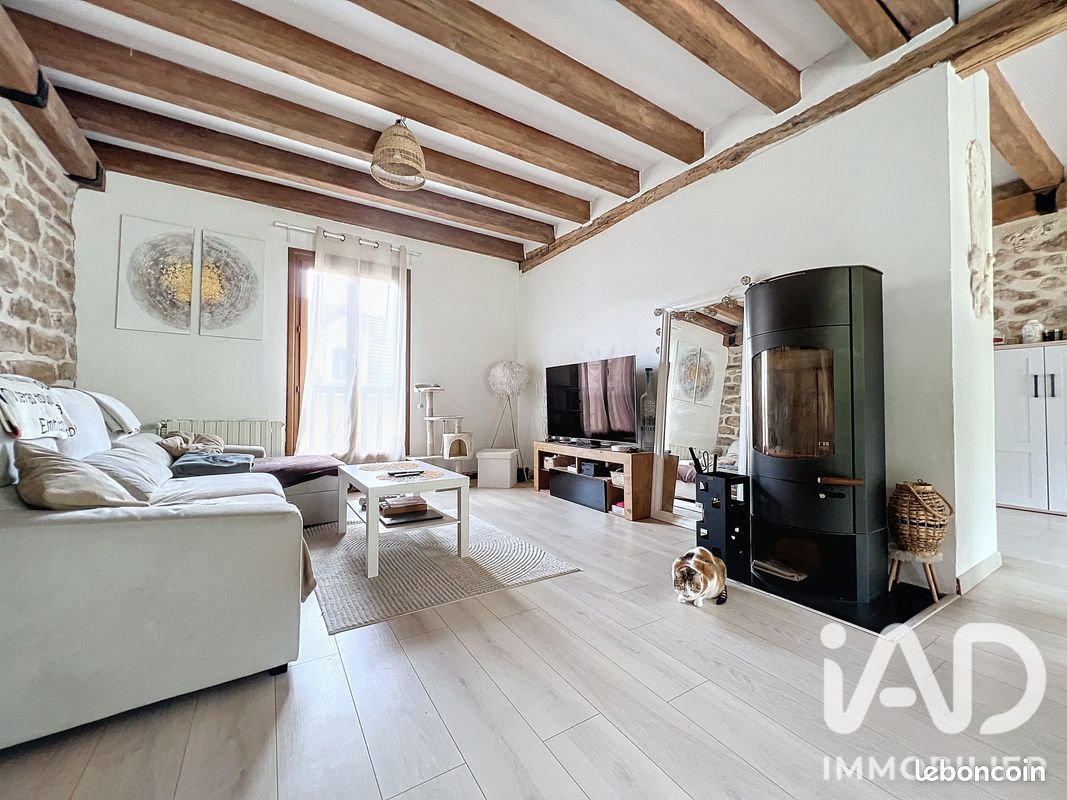 Maison 5 pièces 93 m² · à Breuillet · 93 m² · 280 000 €