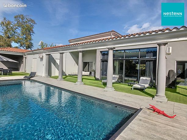 Propriété 7 pièces 270 m²