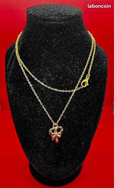 Collier de Noël (image 1)