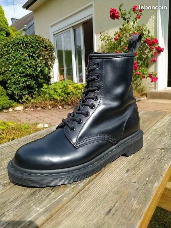 Dr. Martens 1460 Mono (image 3)