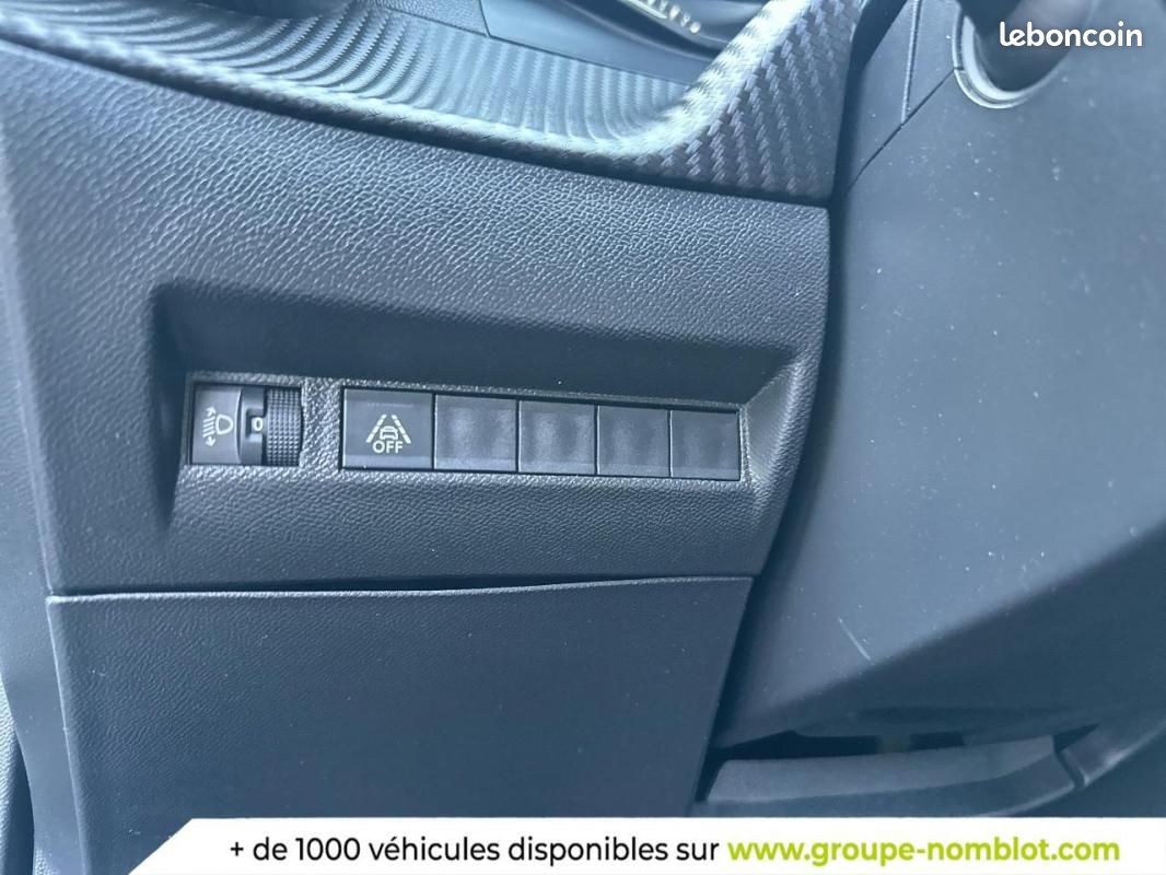Peugeot 2008 PureTech 130 S&S EAT8 Style (image 27)