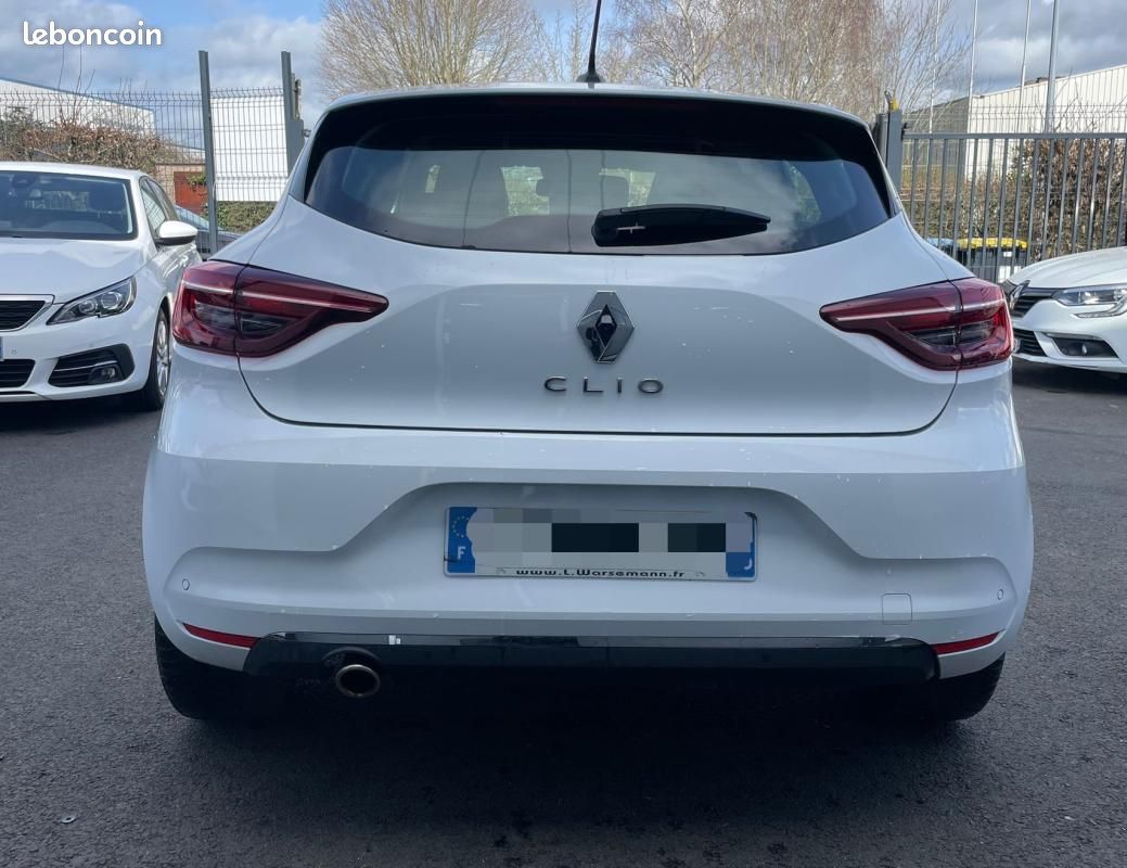 Renault Clio V TCe 130 EDC FAP Intens (image 11)