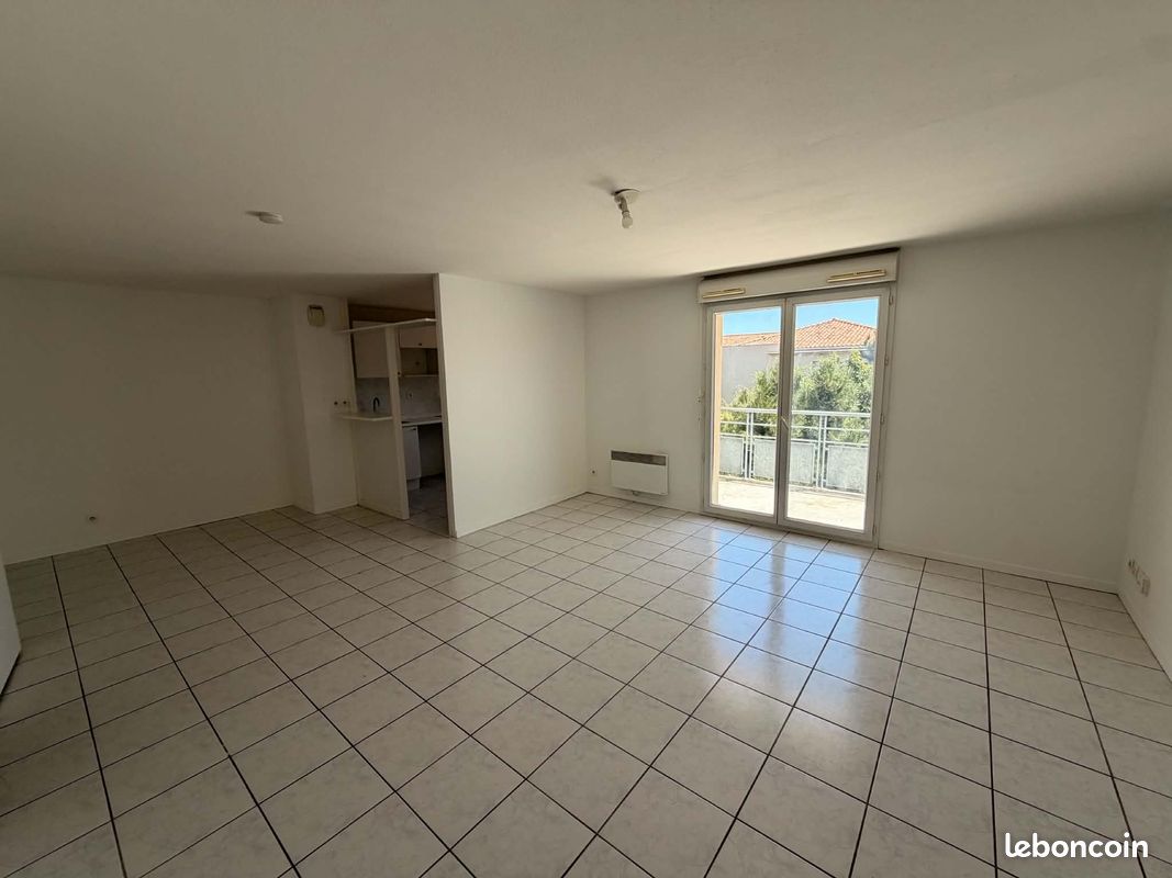 Appartement 4 pièces 82 m² · à Blagnac · 82 m² · 969 €