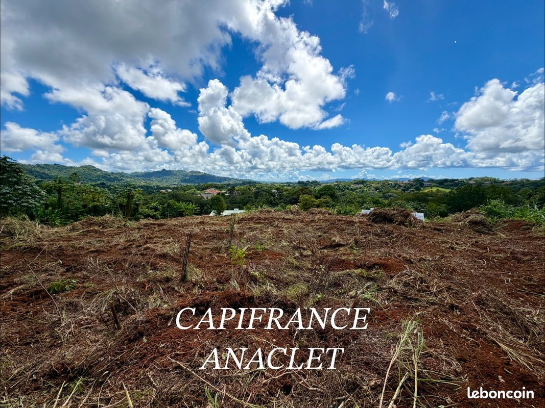 Terrain 465 m² · au Robert · 102 637 €