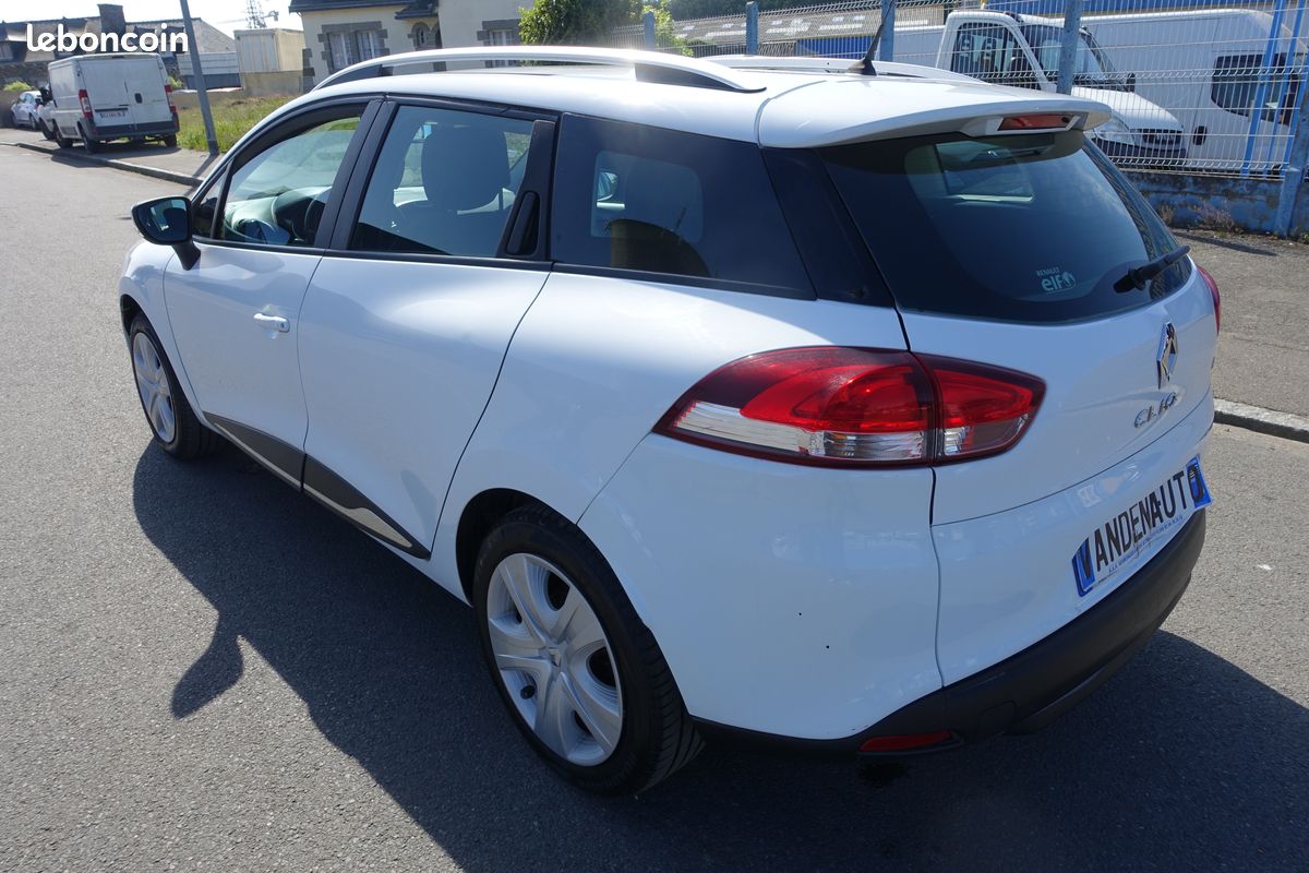 Renault clio iv estate 0.9 tce 90ch - 65688 kms (image 2)