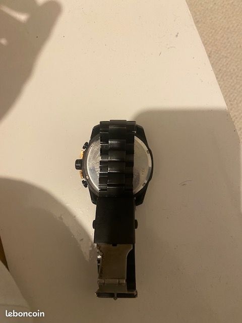 Montre diesel (image 3)