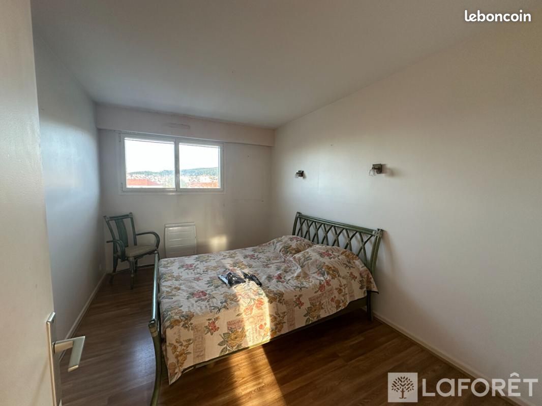 Appartement a louer pontarlier - 3 pièce(s) - 88 m2 - Surfyn