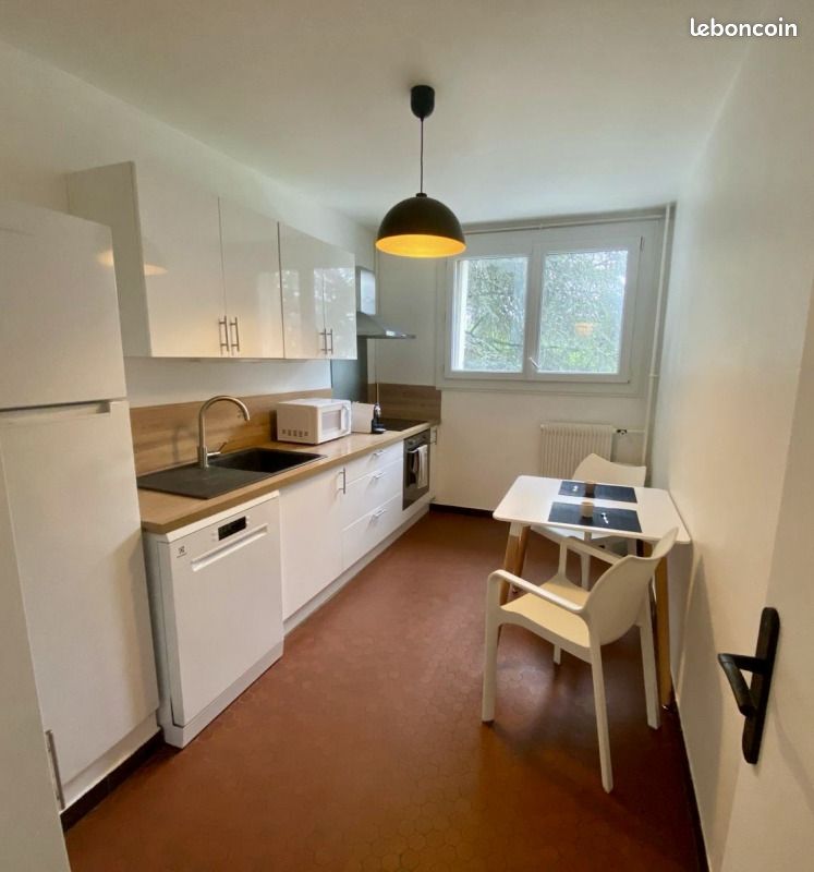 Appartement a louer oullins-pierre-benite - 3 pièce(s) - 58 m2 - Surfyn