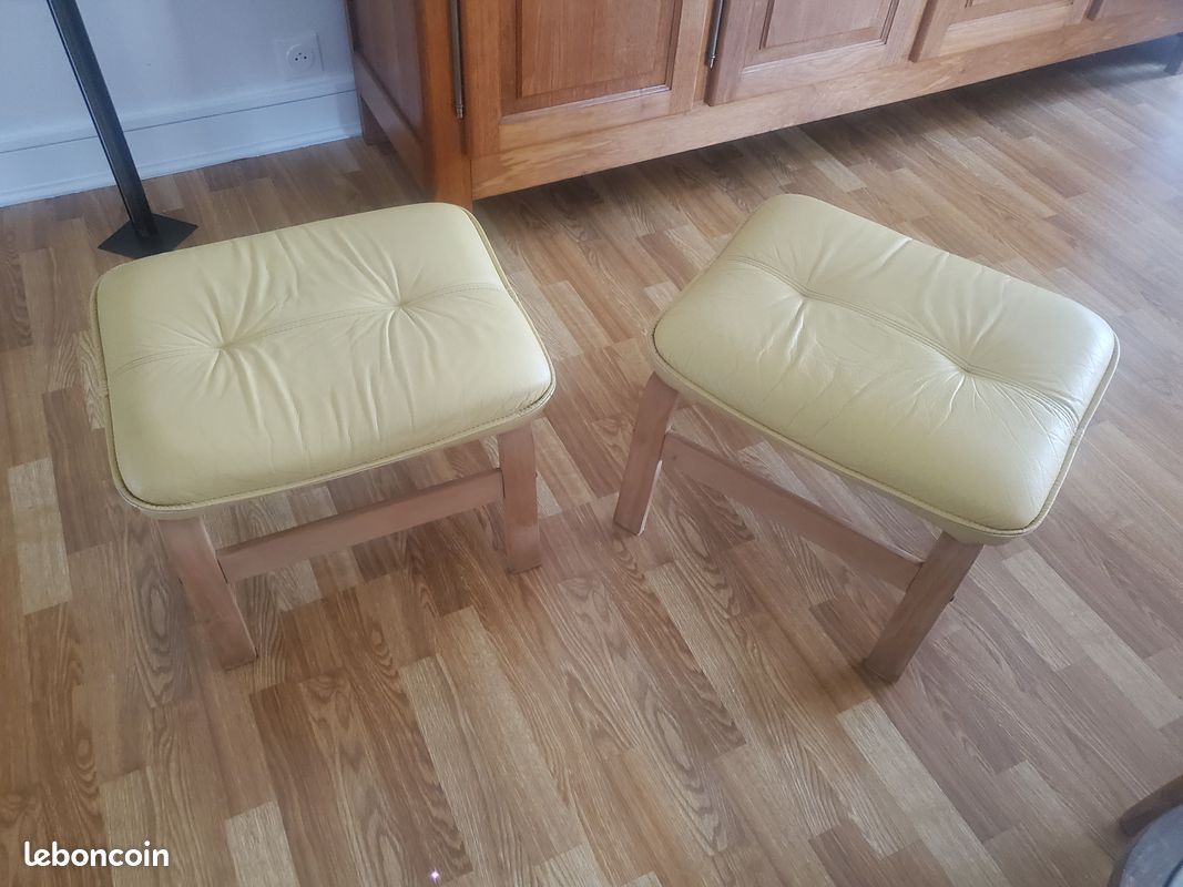 Lot de repose pied cuir (image 1)