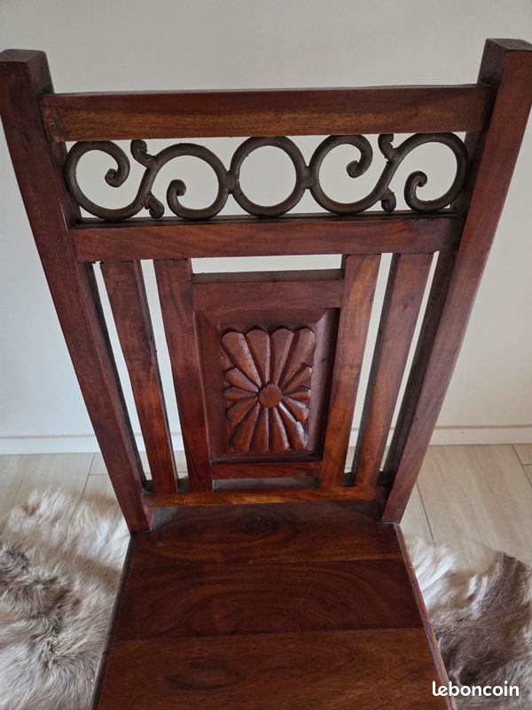 Chaise (image 1)