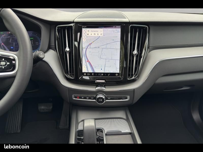Volvo XC60 T6 Hybride Rechargeable 253 + 145ch Ultra Style Dark Geartronic 8 AWD (image 8)