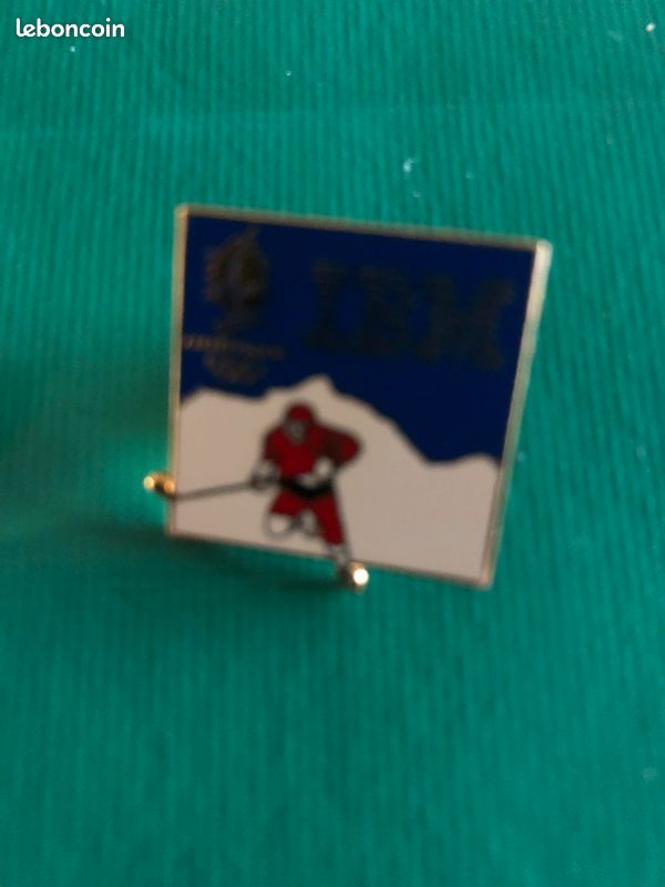 Pin's IBM Sponsor Jeux Olympiques JO Albertville 1992 Hockey