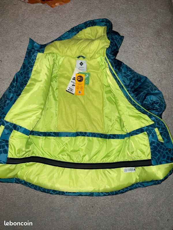 Blouson de ski avec capuche modèle dragon neuf en 11/12 ans (image 6)