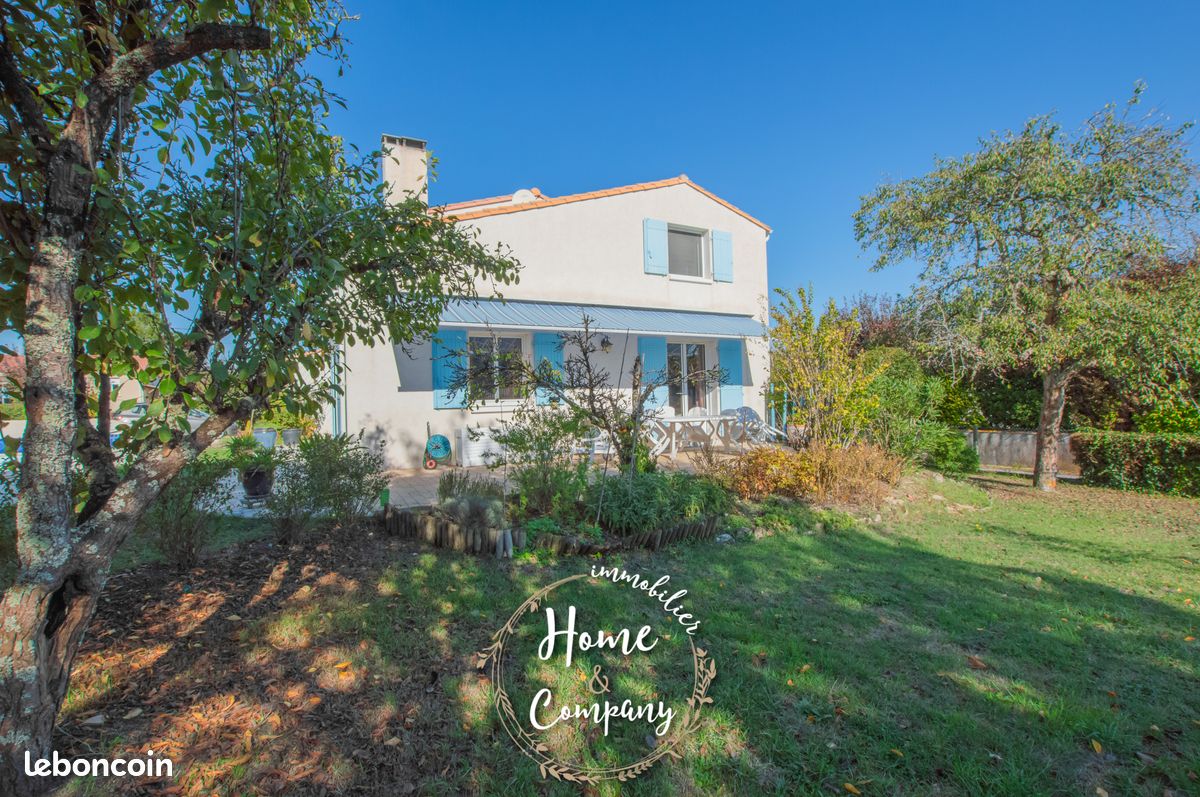 Maison 5 pièces 153 m² · à Breuillet · 153 m² · 550 000 €