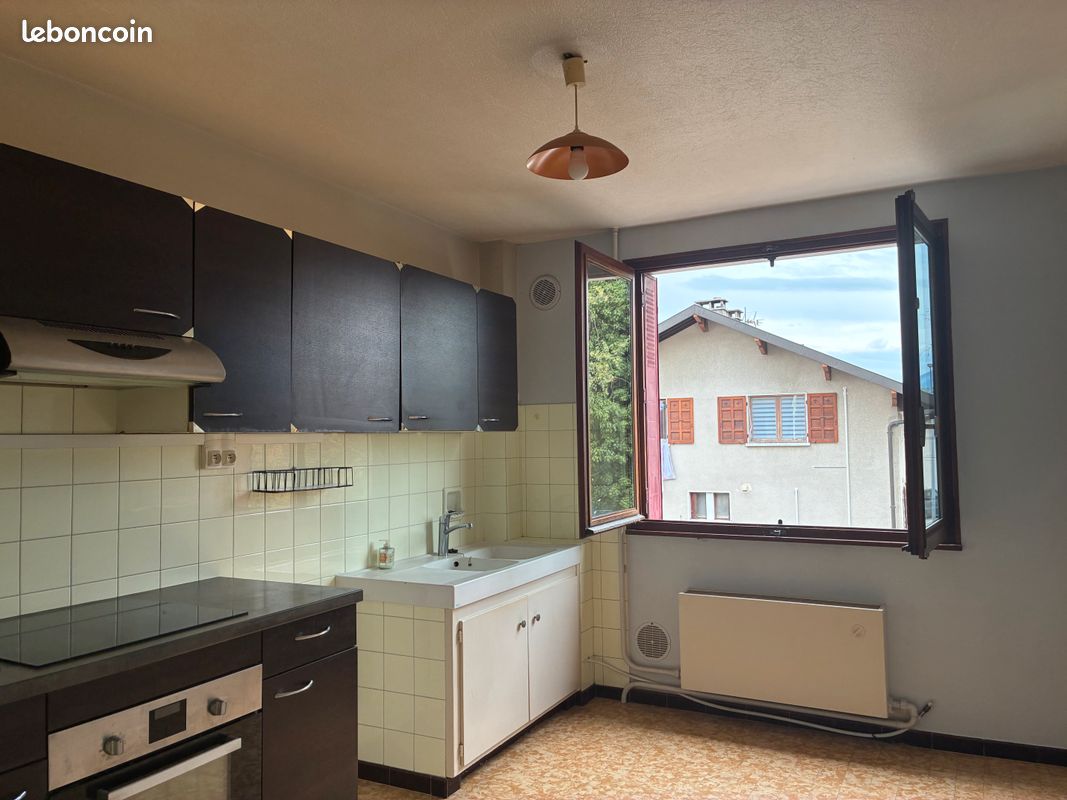 Appartement 3 pièces 61 m² · à Rumilly · 61 m² · 1 000 €/mois