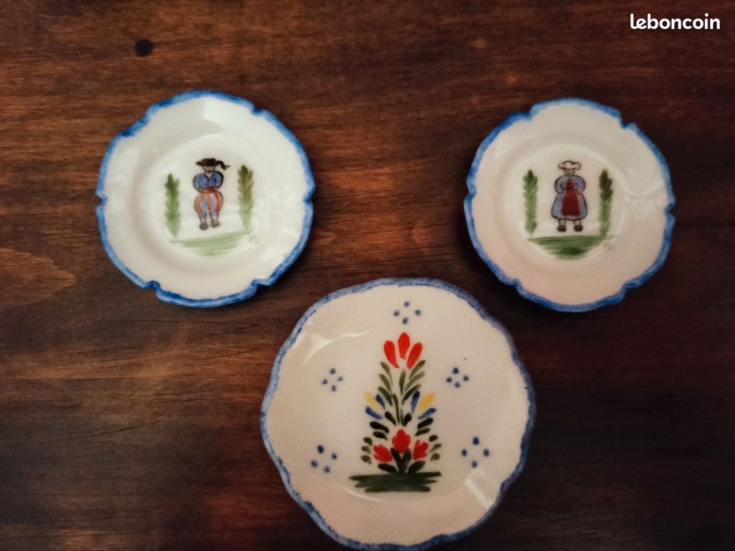 Vaisselier chêne moyen miniature