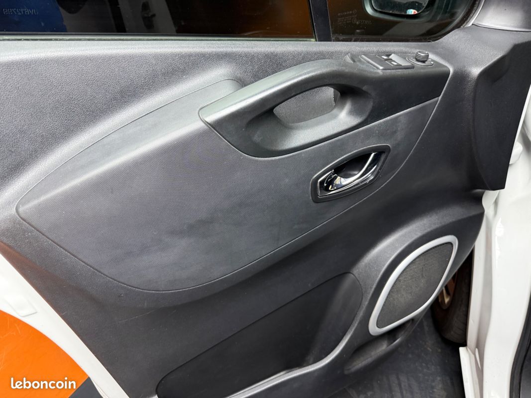 Opel vivaro vu fourgon 1.6 cdti bi-turbo 125 l1h1 ecoflex pack plus clim start-stop / gps / camera / mains-libre (image 21)