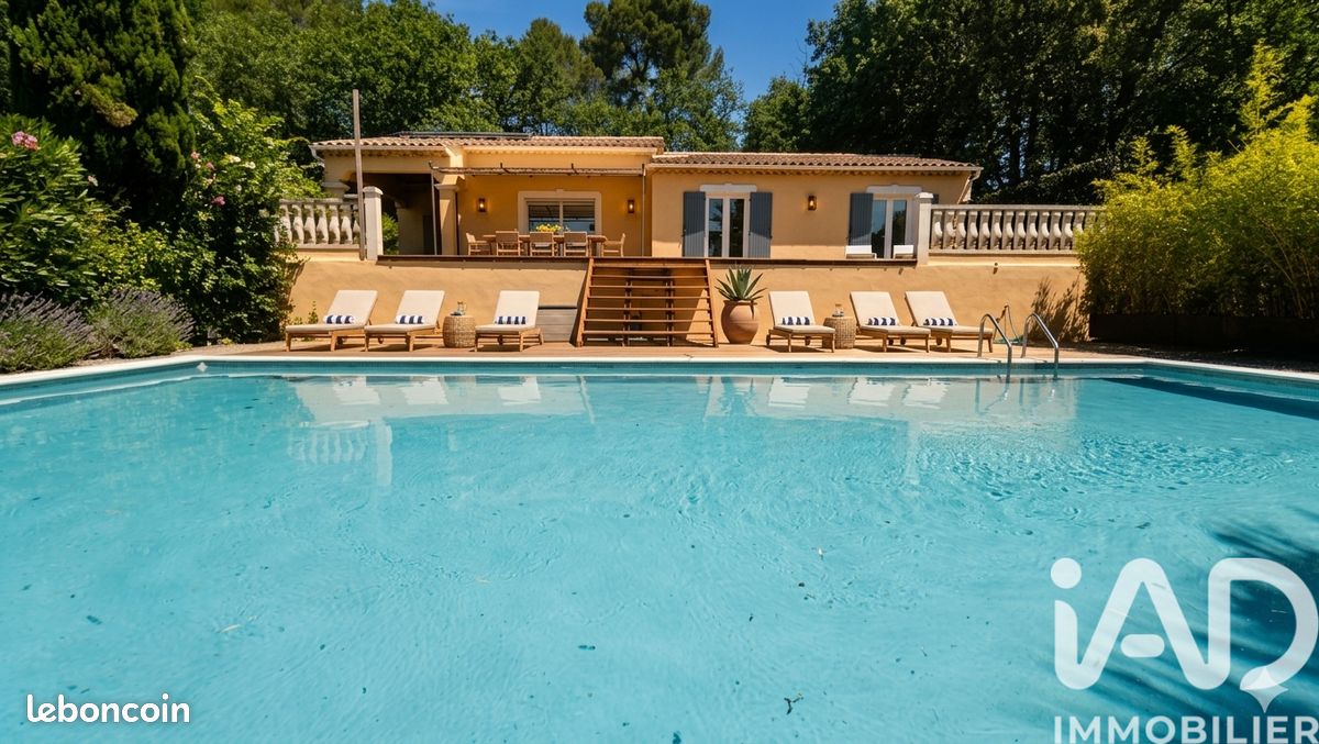 Maison 5 pièces 164 m² · à Saint-Antonin-du-Var · 164 m² · 599 000 €