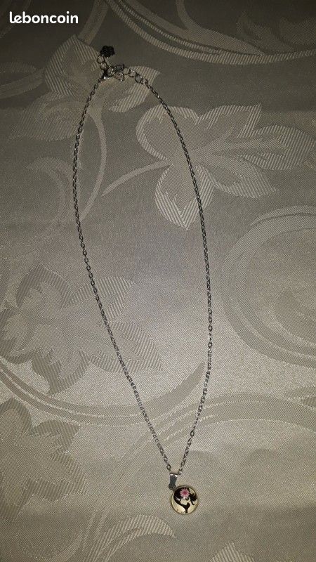 Collier fantaisie (image 2)