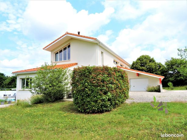 Maison 8 pièces 194 m²