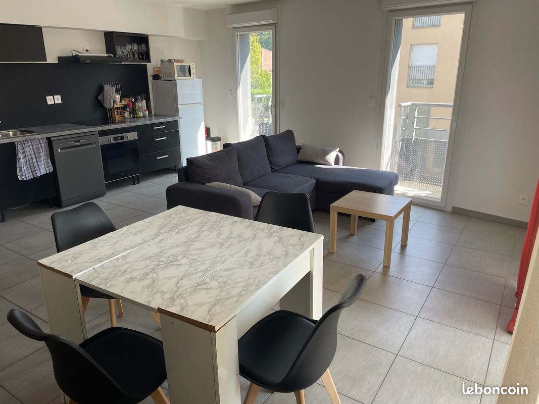 Appartement 3 pièces 68 m² · à Meyzieu · 68 m² · 1 070 €