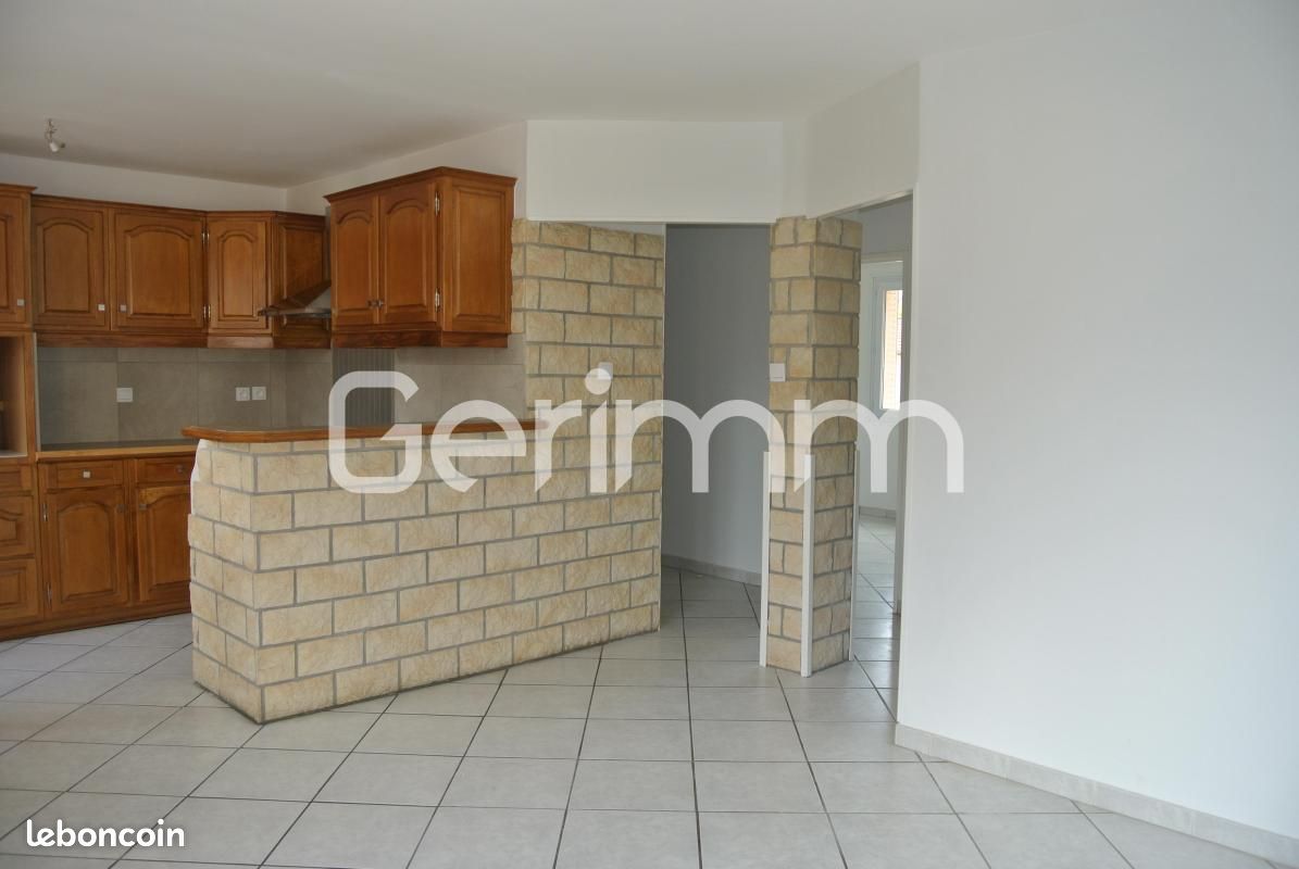 Appartement 3 pièces 53 m² · à Fontaine · 53 m² · 706 €/mois