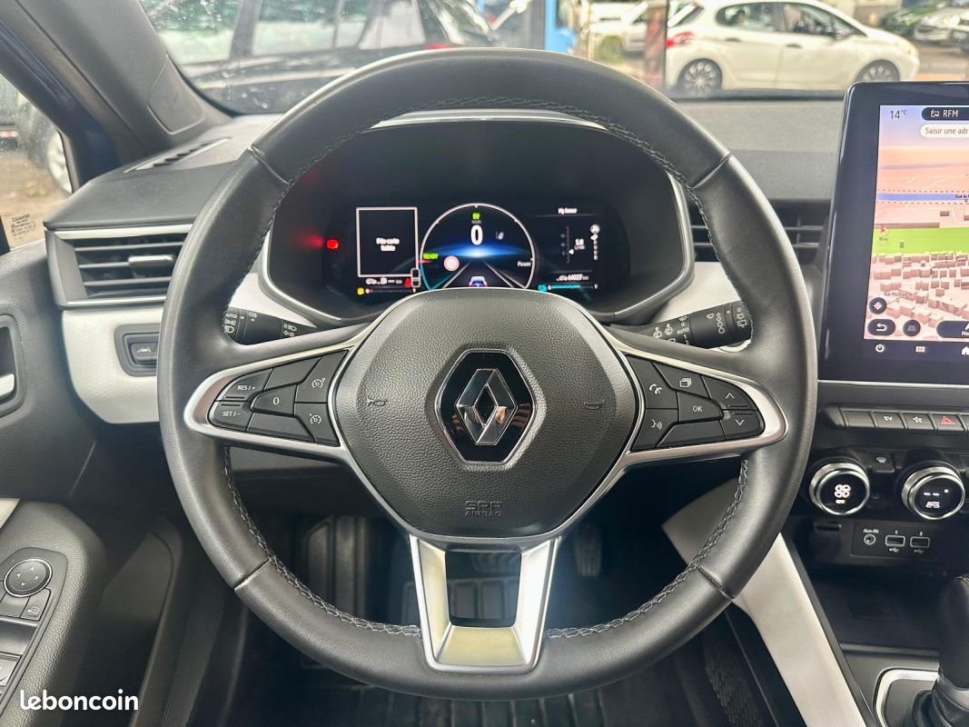 RENAULT CLIO V 1.6 E-Tech full hybrid 145 TECHNO *1ère MAIN (image 16)