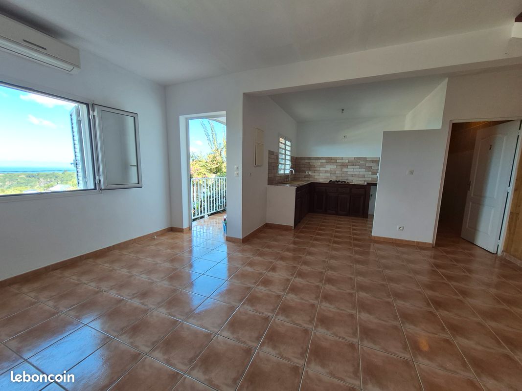 Maison 4 pièces 74 m² · à Entre-Deux · 74 m² · 235 000 €