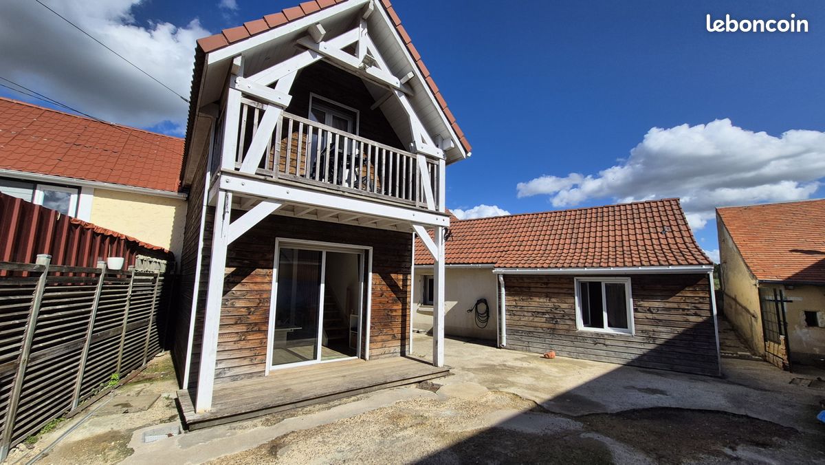 Maison 4 pièces 101 m² · à Cérans-Foulletourte · 101 m² · 150 000 €