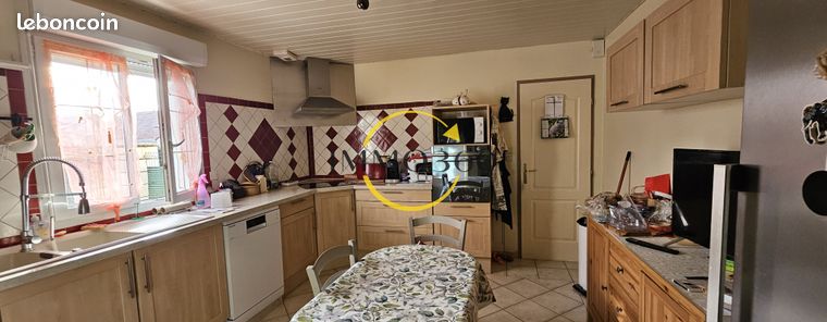 https://img.leboncoin.fr/api/v1/lbcpb1/images/86/97/aa/8697aa153d85ca883a730ddaac41d4f7ba2cf6f0.jpg?rule=ad-image