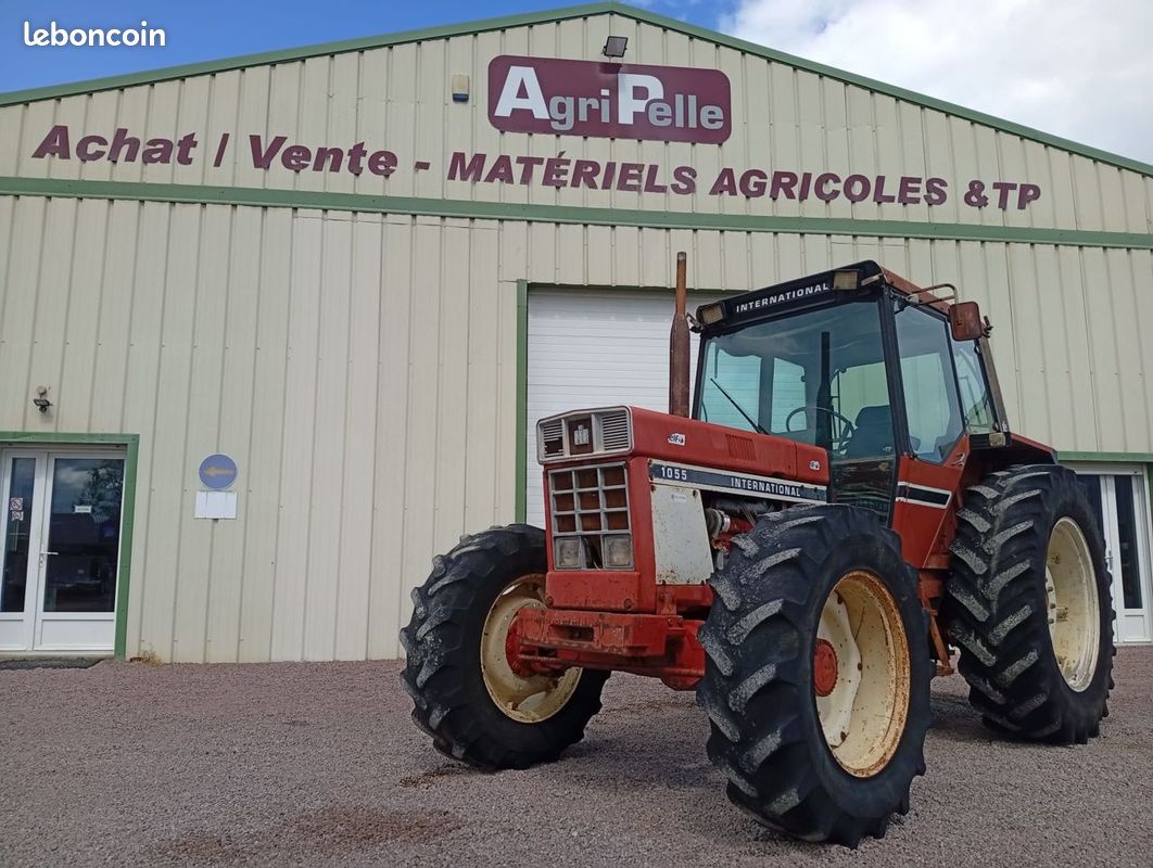 Case IH 1055 - Tracteurs