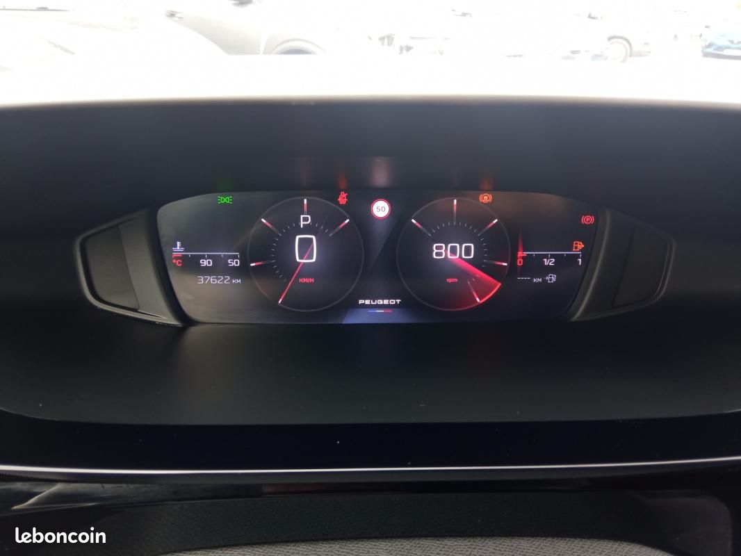 Peugeot 308 SW BlueHDi 130ch S&S EAT8 Allure (image 16)