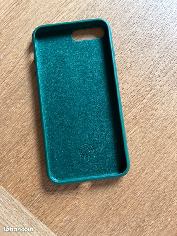 Coque IPhone 7 plus neuve (image 2)