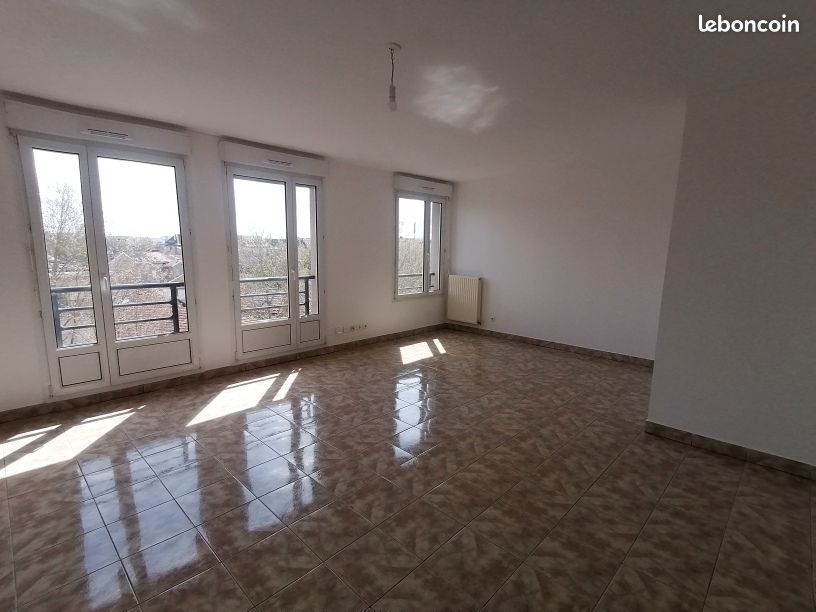 Appartement a louer chalons-en-champagne - 3 pièce(s) - 92 m2 - Surfyn