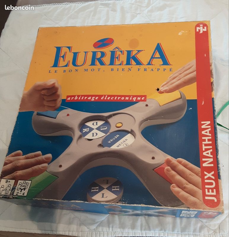 1497 - EUREKA - 2 Photos De Manège/jouets - 13x9 Cm - Bon état - Occasion