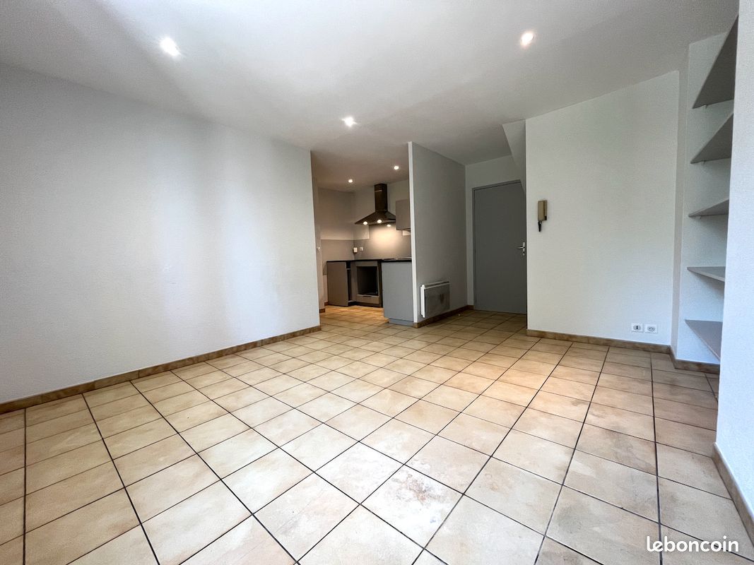 Appartement 3 pièces 49 m² · à Villeneuve-sur-Lot · 49 m² · 556 €/mois