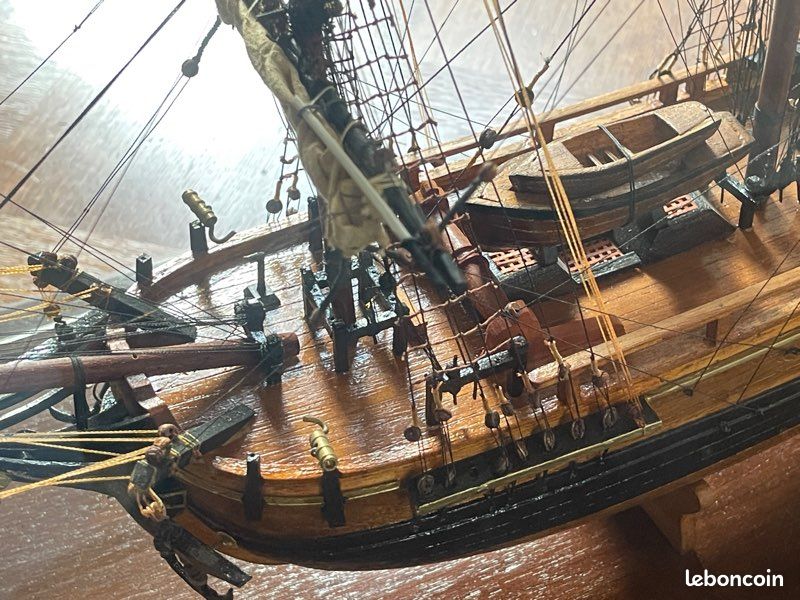 Maquette bateau bois ancien - Le Bounty (image 12)