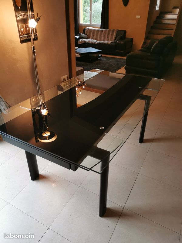 Table a manger (image 2)